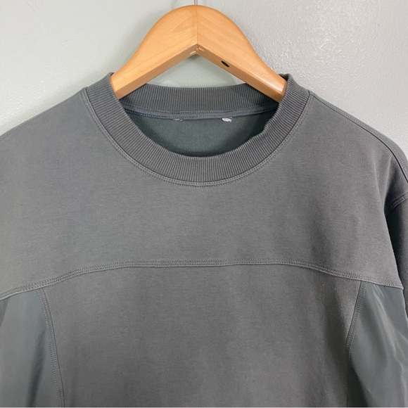 Athleta Triumph Hybrid Crewneck Sweatshirt Sz L 532515 - Picture 2 of 7